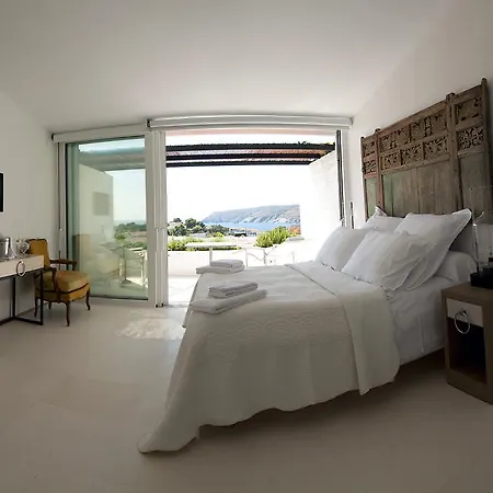 Отель Boutique Calma Blanca 4*